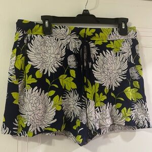 Cabi new release shorts size M